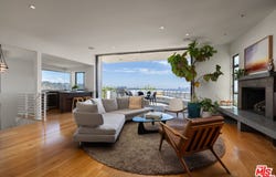 2824 Durand Dr, Los Angeles, CA 90068