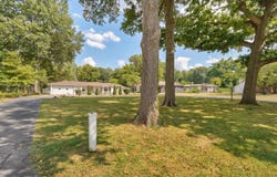1908 S Holland Avenue, Springfield, MO 65807