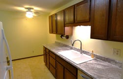 135 Viking Drive E, Little Canada, MN 55117