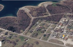 406 Highway Rb, Stockton, MO 65785