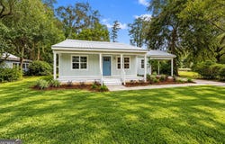 110 E Central Avenue, Kingsland, GA 31548