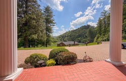 69 Dicey Fork, Meally, KY 41234