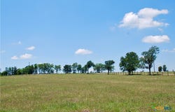 2340 Langdon Road, Weimar, TX 78962