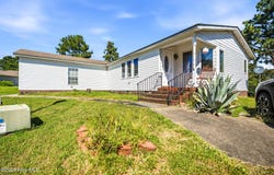 146 Ryder Cup Boulevard, Pinebluff, NC 28373