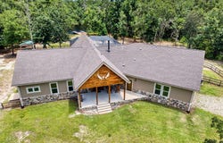 800 Hickory Hammock Rd, Carrabelle, FL 32322