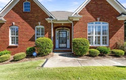 557 MAGNOLIA CREST CIRCLE, GARDENDALE, AL 35071