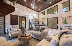 360 Timberline Trail, Broken Bow, OK 74728