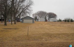 407 S Orleans Ave, Dell Rapids, SD 57022