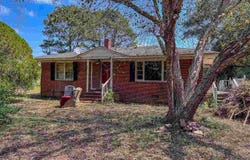 4701 Horace Matthews Rd, Effingham, SC 29541-3601