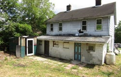 44-46 Clopper St, Sewickley Twp, PA 15637