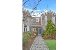 68 Foster Avenue, Hampton Bays, NY 11946