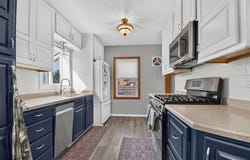 2021 79th St, Kenosha, WI 53143