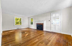 15 Bedford Drive, Whitesboro, NY 13492