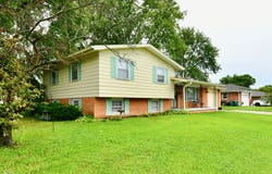 1421 Denver Drive, Plainfield, IN 46168