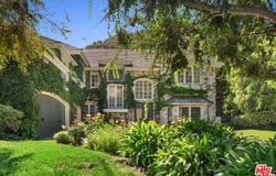 1481 Bienveneda Ave, Pacific Palisades, CA 90272