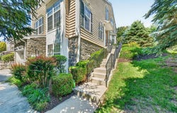 801 Huntington Drive, Fishkill, NY 12524