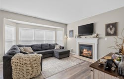 465 Fall River Lane, St Charles, MO 63304