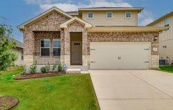 111 Grapefruit Rd, Hutto, TX 78634