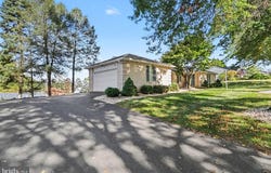 513 GALE ROAD, CAMP HILL, PA 17011
