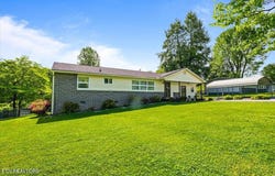 212 Sunset Drive, LaFollette, TN 37766