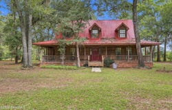 7965 Raybon Road W, Nahunta, GA 31553