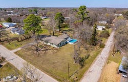 609 E Quitman St., Alba, TX 75410