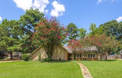 314 Pear Orchard Circle, Ridgeland, MS 39157