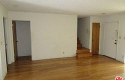 7115 Etiwanda Ave, Reseda, CA 91335