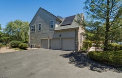 5 Rue Cezanne, Franklin Twp., NJ 08873-4896