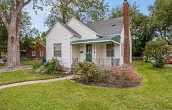 15584 Semrau Avenue, Eastpointe, MI 48021