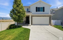 1706 W PARKVIEW Dr, Syracuse, UT 84075