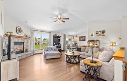 1205 Huron Way, Hartford, WI 53027