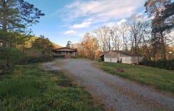 2381 Classic Way, Powell, TN 37849