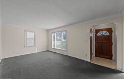 6006 Snow Road, Parma, OH 44129