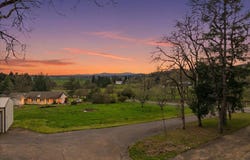 7630 NE Todd Dr, Corvallis, OR 97330