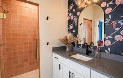 930 S Eagle St, Fredericksburg, TX 78624