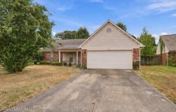 7766 S Sarah Ann Drive, Southaven, MS 38671