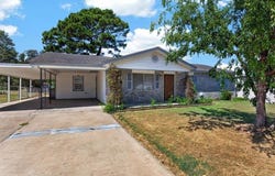 636 Angela CIR, Barling, AR 72923