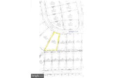 MAPLE Lane, HAZLETON, PA 18202