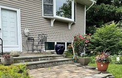 14 Dedham Pl, Kings Park, NY 11754