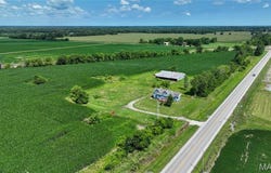 8975 State Route 4, Staunton, IL 62088