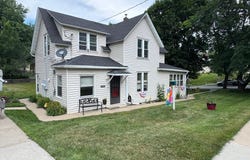 1134 Central Avenue, Red Wing, MN 55066