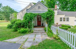 119 Memorial Highway, North Yarmouth, ME 04097