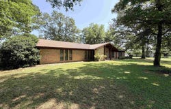 1104 High Street, Winthrop, AR 71866-0000