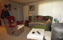 269 Rockford Cir, White Lake, MI 48386