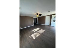 2014 E Chestnut Ave, Enid, OK 73701