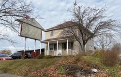 1328 W 2ND Street, Marion, IN 46952