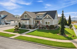864 S 100 E, Salem, UT 84653