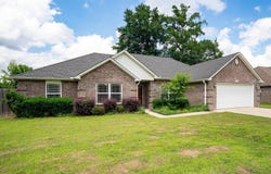 115 Earnhardt Circle, Cabot, AR 72023
