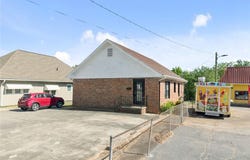 160 E Currahee Street, Toccoa, GA 30577